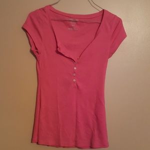 Pink old navy tee size small